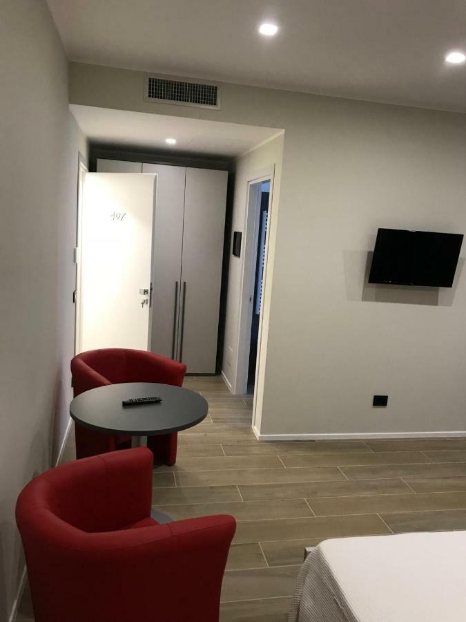 Roma Rooms アンコーナ エクステリア 写真