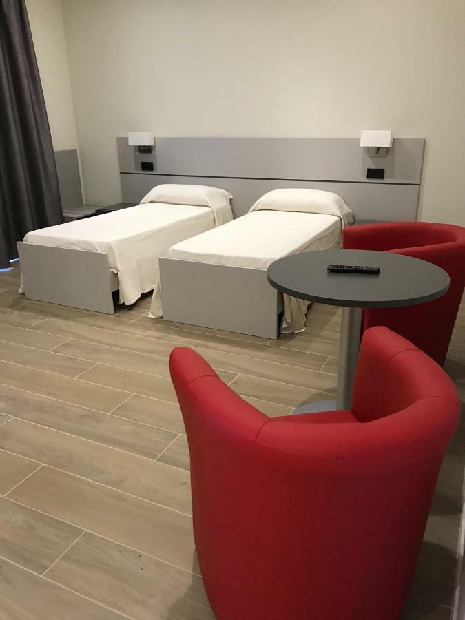 Roma Rooms アンコーナ エクステリア 写真